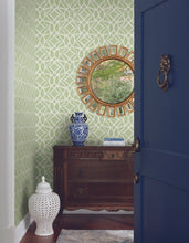 Load image into Gallery viewer, York Wallcoverings Boxwood Garden Wallpaper GR5971 wallpaper
