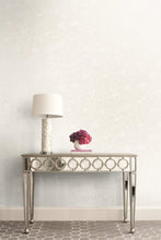 Load image into Gallery viewer, Wallquest/Seabrook Designs Graphic Floral AW71000 wallpaper