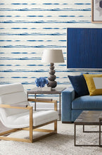 Load image into Gallery viewer, Lillian August/NextWall Horizon Stripe LN20601 wallpaper
