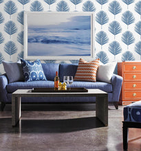 Load image into Gallery viewer, Lillian August/NextWall Maui Palm LN20002 wallpaper