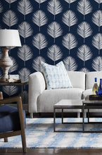 Load image into Gallery viewer, Lillian August/NextWall Maui Palm LN20002 wallpaper