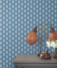 Load image into Gallery viewer, York Wallcoverings Leaf Pendant Wallpaper GR5961 wallpaper