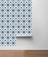 Load image into Gallery viewer, NextWall Southwest Tile NW34200 wallpaper